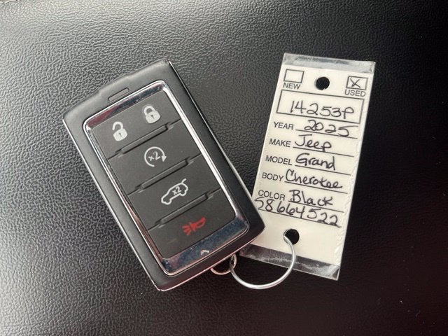 2025 Jeep Grand Cherokee Altitude X