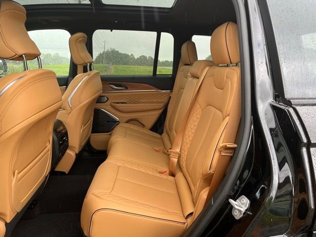 2024 Jeep Grand Cherokee Summit Reserve