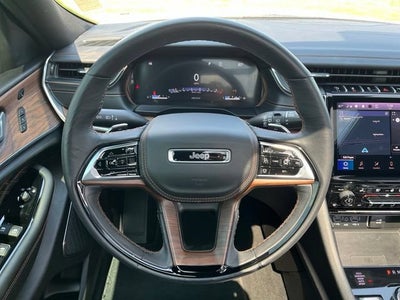 2025 Jeep Grand Cherokee Summit