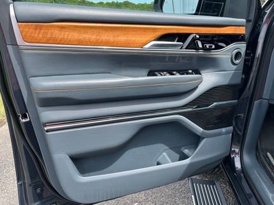 2024 Jeep Grand Wagoneer L Series III