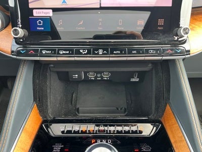 2024 Jeep Grand Wagoneer L Series III