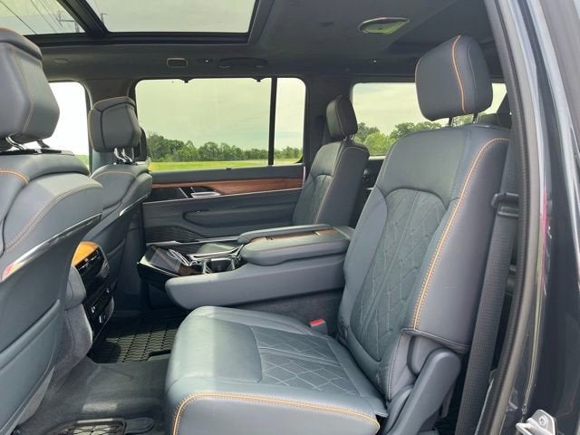 2024 Jeep Grand Wagoneer L Series III