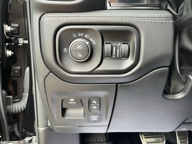 2025 RAM 1500 RHO