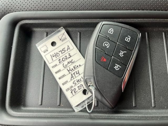 2023 GMC Yukon AT4