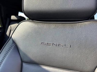 2023 GMC Yukon Denali