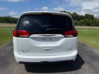 2017 Chrysler Pacifica Limited