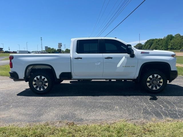2024 Chevrolet Silverado 2500 HD Custom