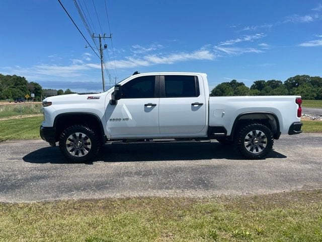 2024 Chevrolet Silverado 2500 HD Custom