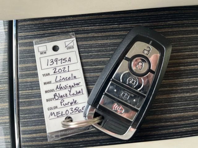 2021 Lincoln Navigator Black Label