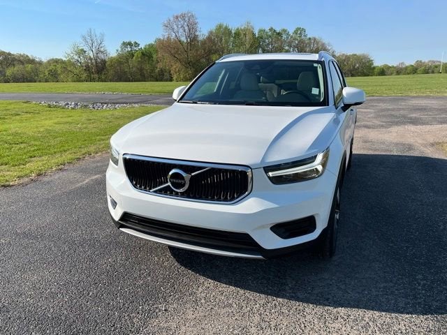 2020 Volvo XC40 Momentum