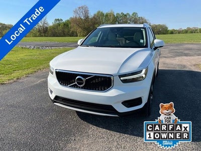 2020 Volvo XC40 Momentum