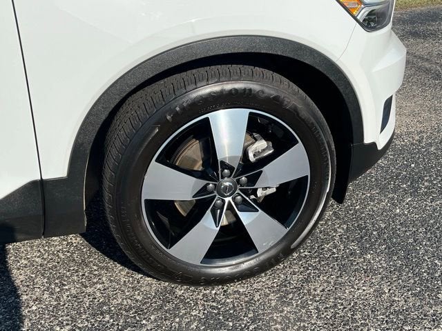 2020 Volvo XC40 Momentum
