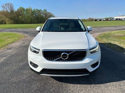 2020 Volvo XC40 Momentum