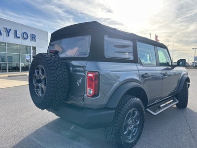 2021 Ford Bronco Base