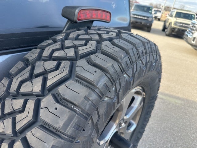 2021 Ford Bronco Base