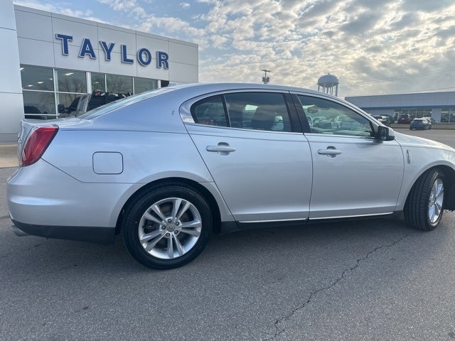 2011 Lincoln MKS Base