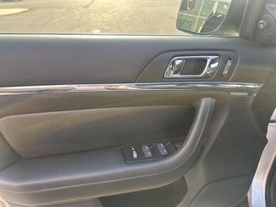 2011 Lincoln MKS Base