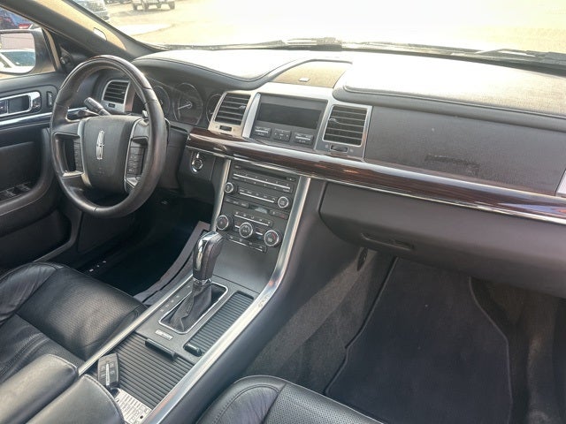 2011 Lincoln MKS Base