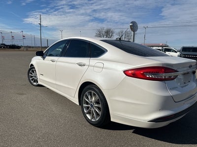 2017 Ford Fusion Hybrid SE