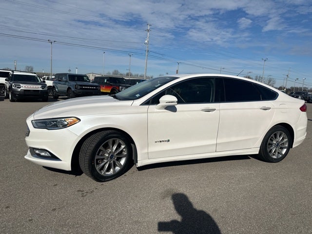 2017 Ford Fusion Hybrid SE