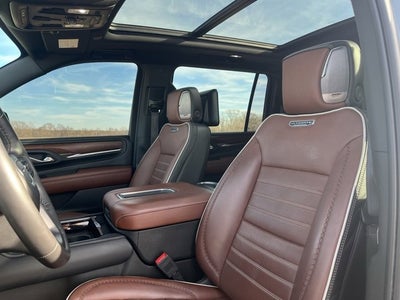 2023 GMC Yukon XL Denali Ultimate